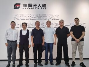 天云氢创参访丰翼无人机快递基地,共探无人机物流... 天云氢创参访丰翼无人机快递基地,共探无人机物流...